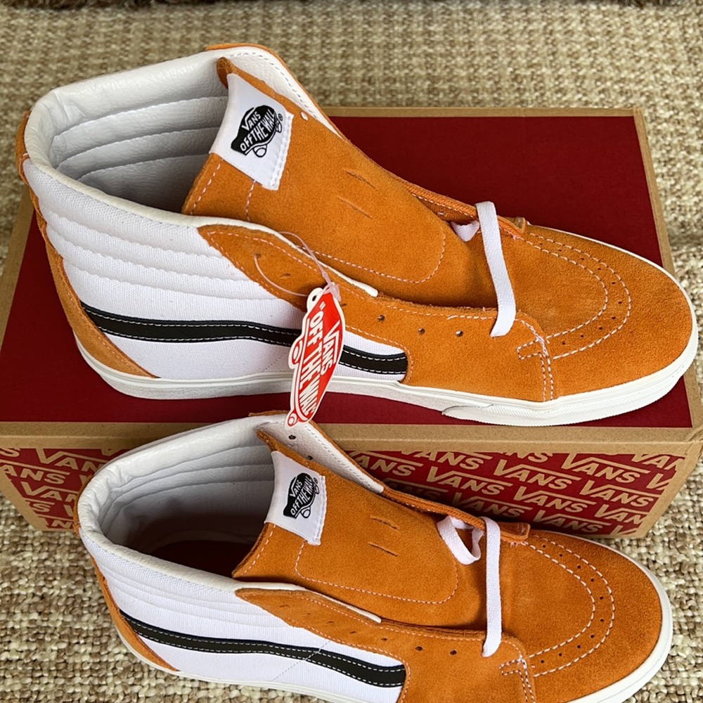 Vans Sk8-Hi Sneakers in White, Orange & Black - Picture 5 of 16